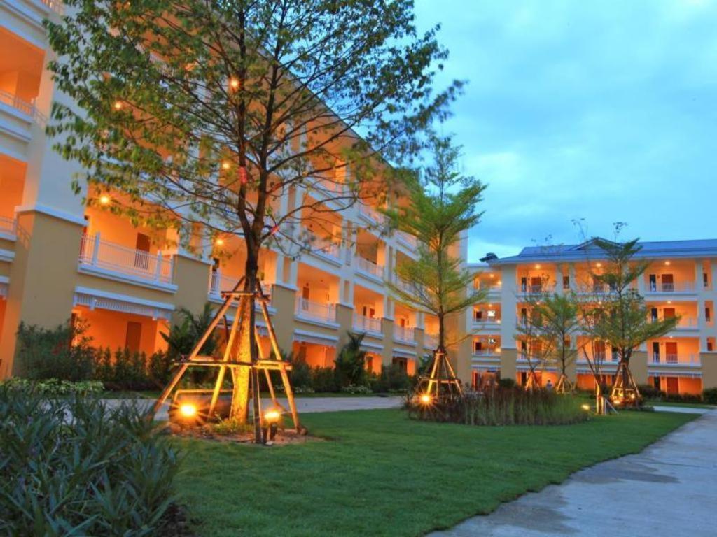 The One Residence Hotel Bangkok Exteriör bild