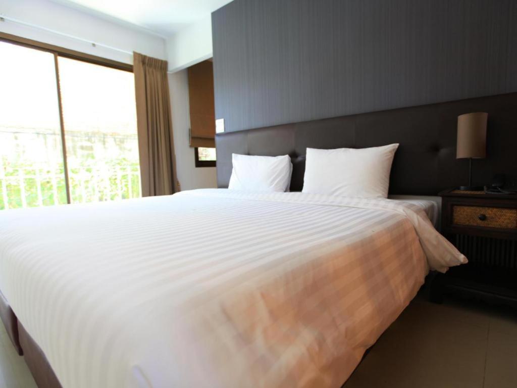 The One Residence Hotel Bangkok Exteriör bild