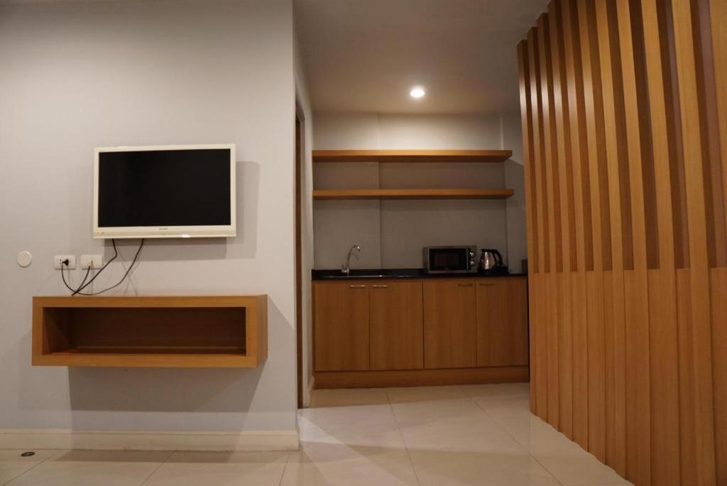 The One Residence Hotel Bangkok Exteriör bild