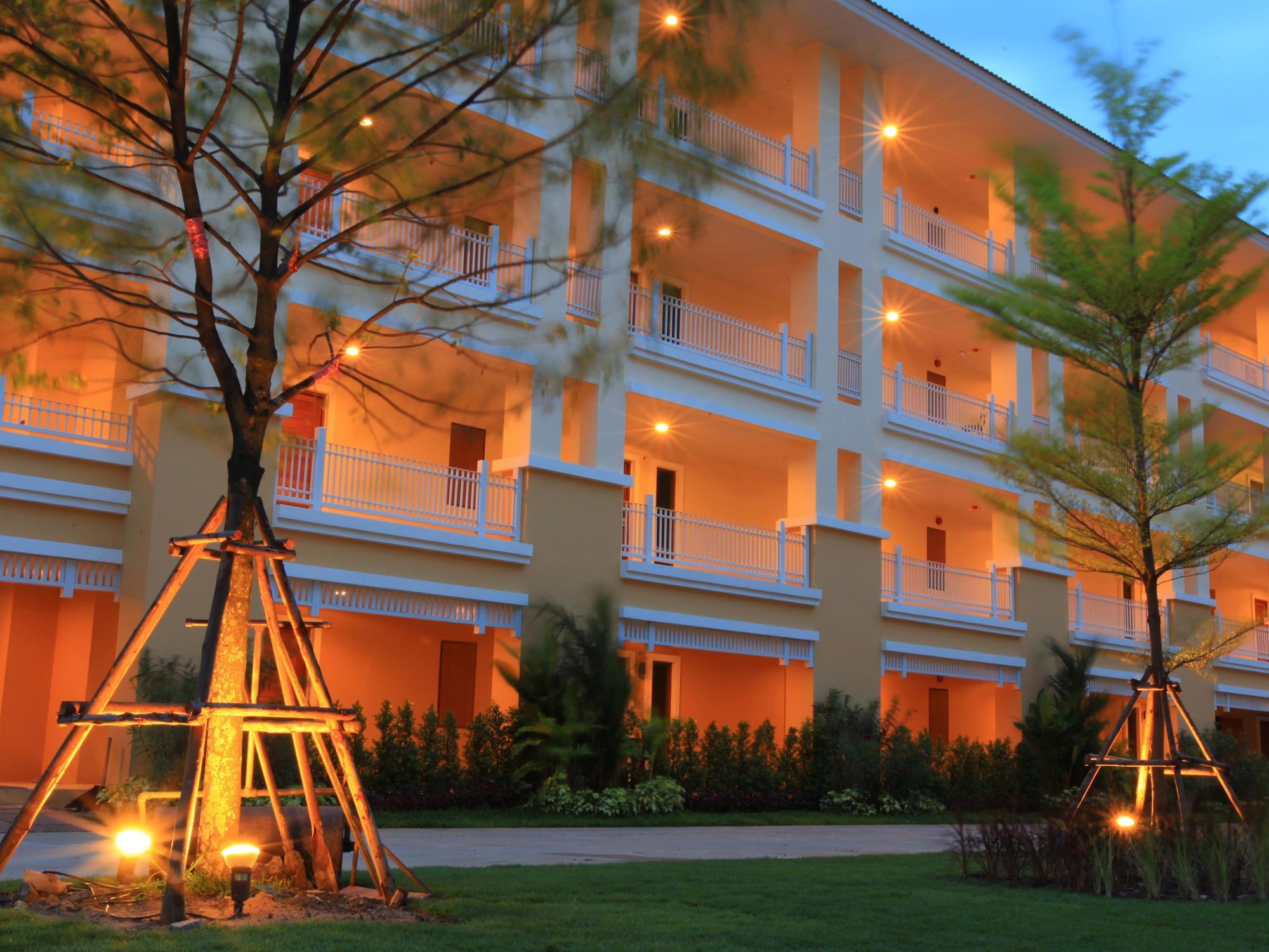 The One Residence Hotel Bangkok Exteriör bild