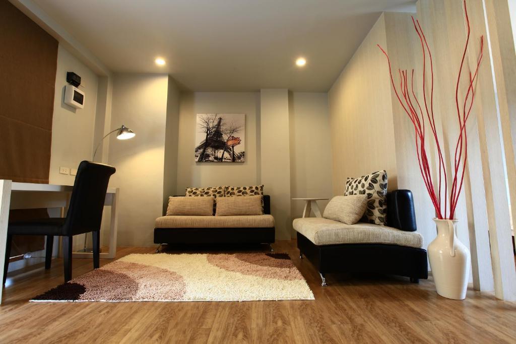 The One Residence Hotel Bangkok Rum bild